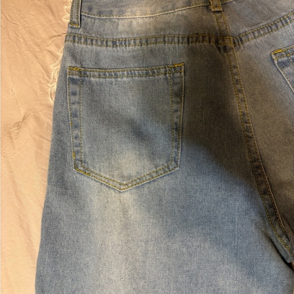 Mom Jeans Ripped High Waist SHEIN Size Medium. Waist 29-30 Inches. - Picture 13 of 16